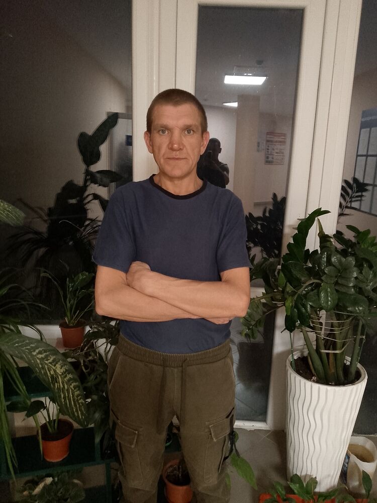  48556352  , 43 ,    