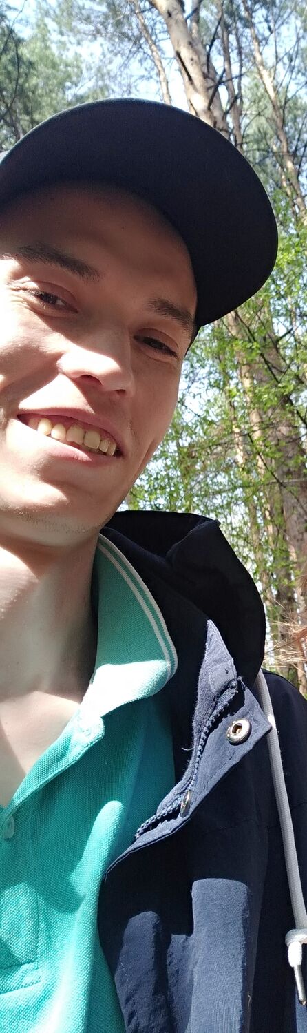  33794092  Konstantin, 31 ,    