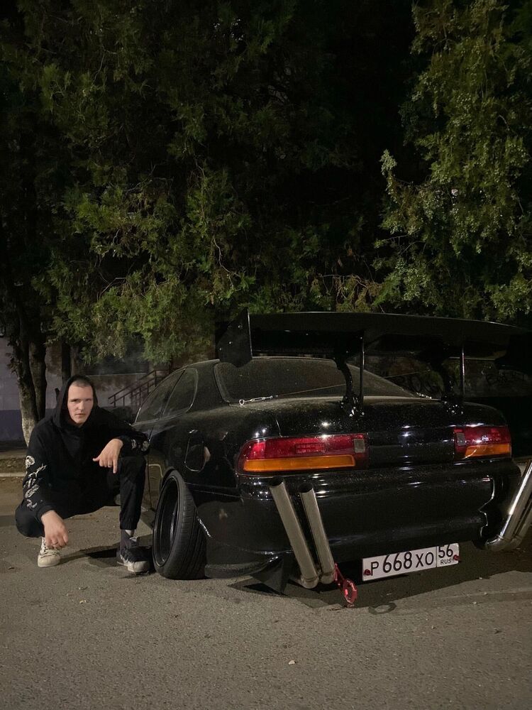  42123132  , 25 ,    