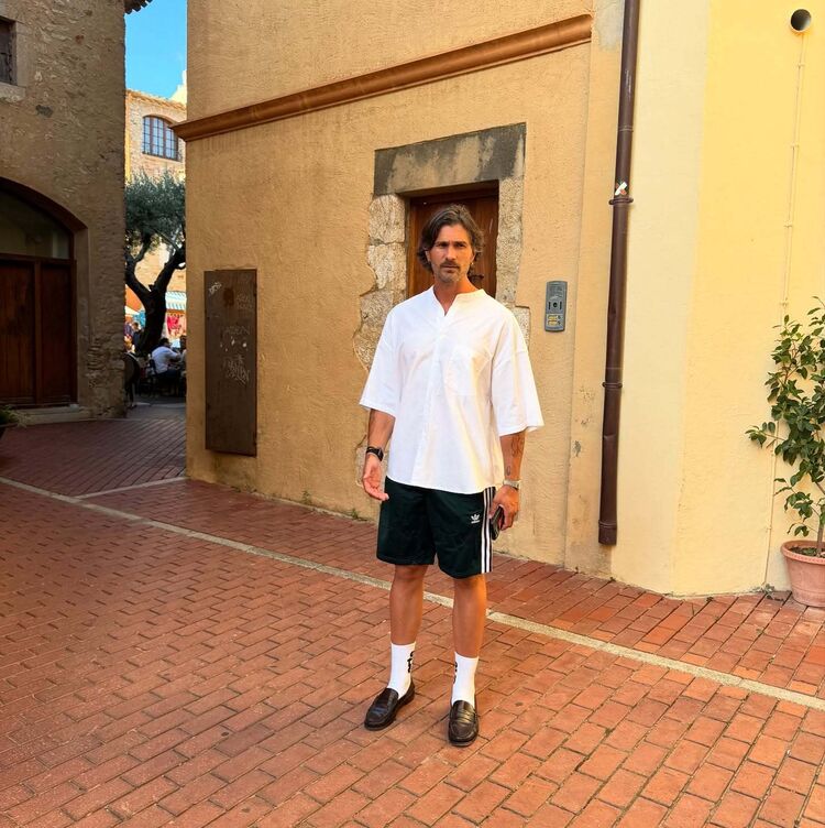  53901832  , 38 ,    --