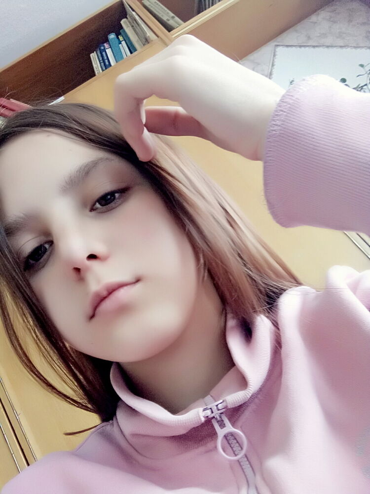  22423702  , 23 ,    