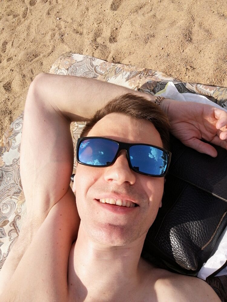  43642362  , 40 ,    -