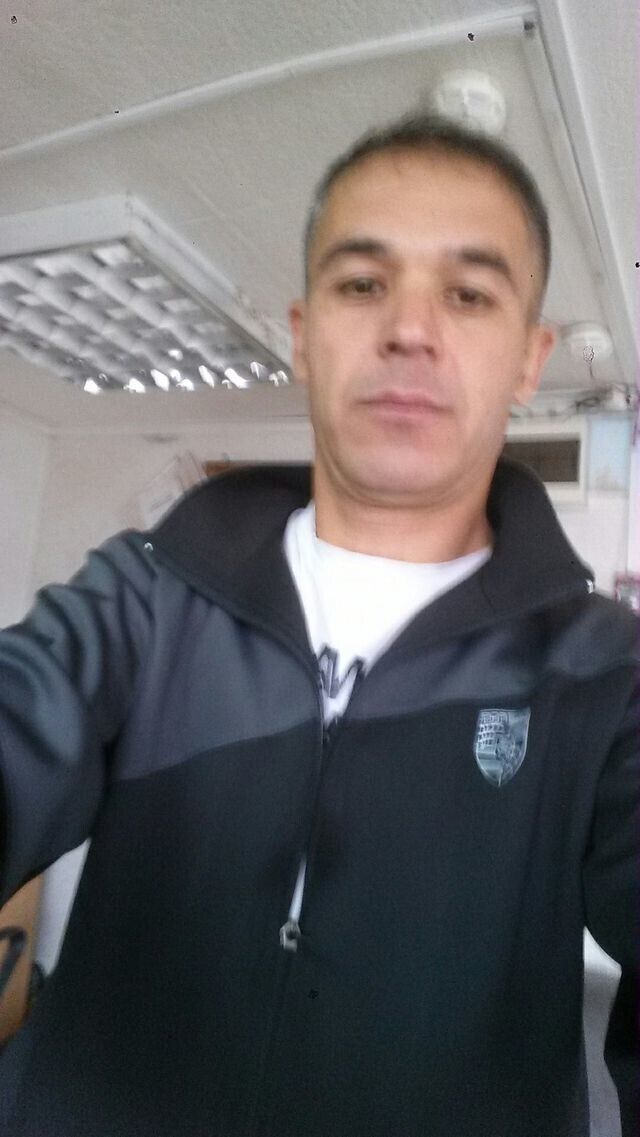  35201282  Farhad, 48 ,    