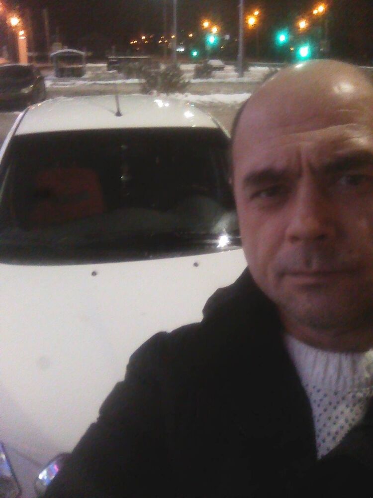  14593122  Roman, 50 ,     
