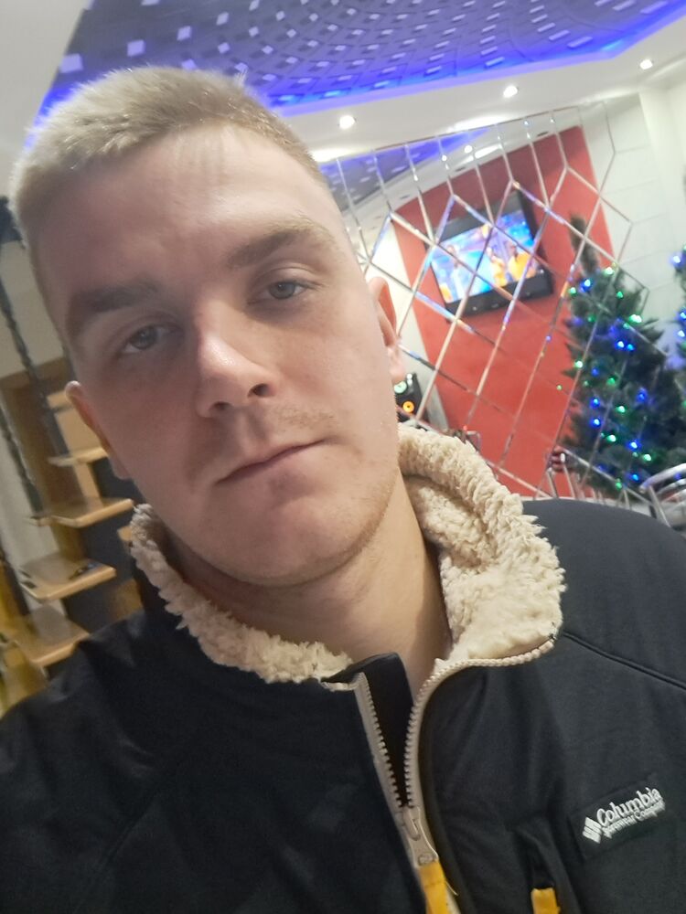  31648982  , 25 ,    