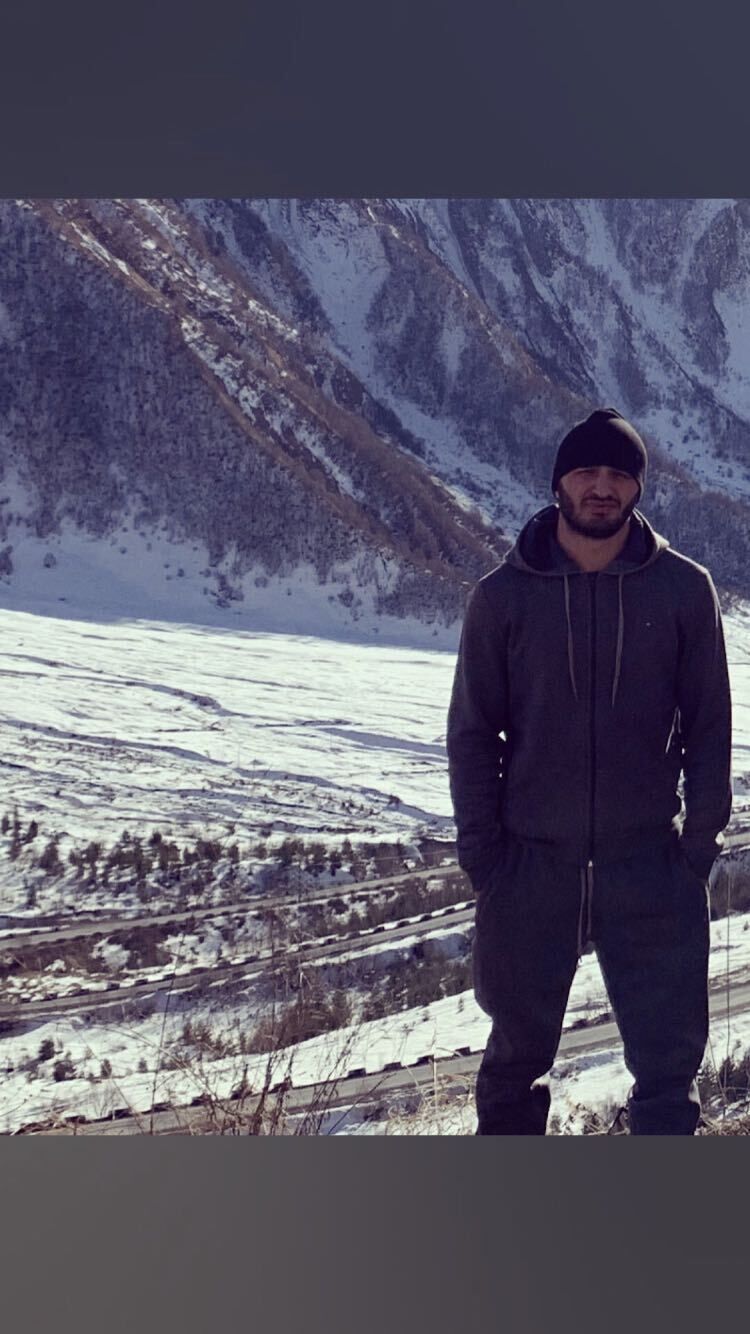  27487882  Robaaa, 31 ,    