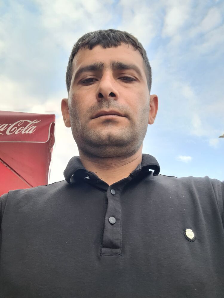  45013472  Artur, 36 ,    