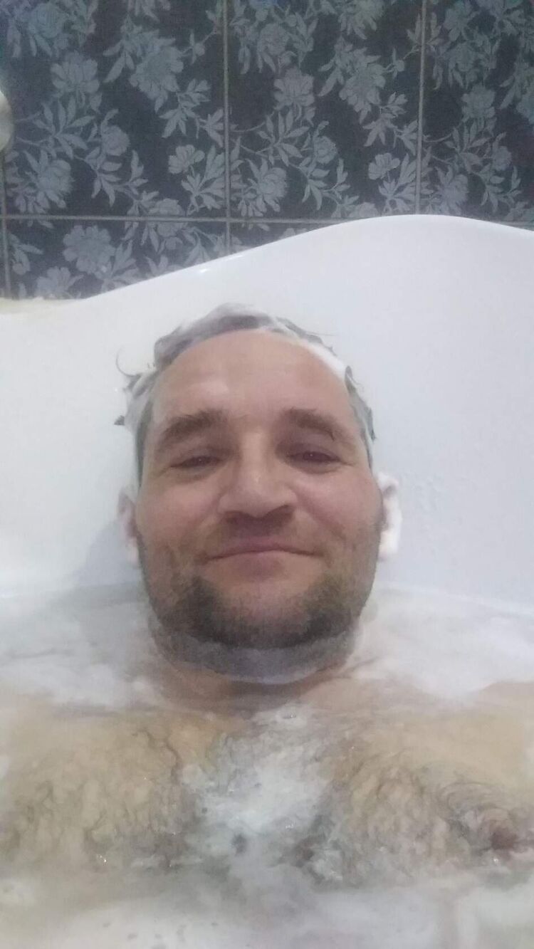  28880672  Vadim, 48 ,    