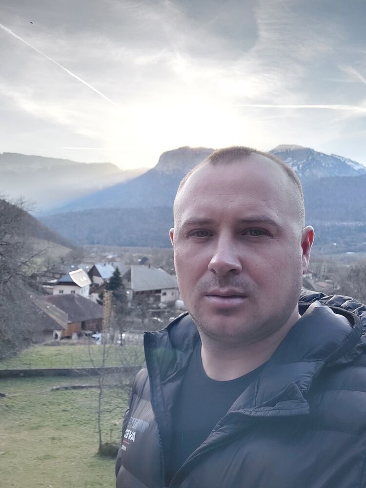  32990092  Oleg, 36 ,    Remiremont
