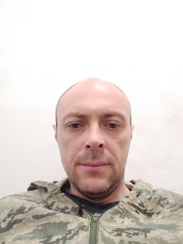  51043832  , 43 ,    