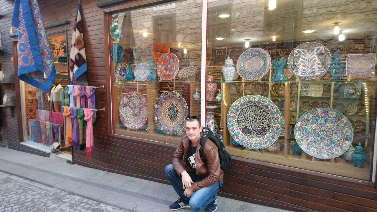  ,   Alex, 43 ,   ,   , c 