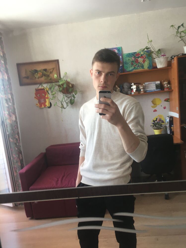  ,   Danissimo, 27 ,   ,   , c 