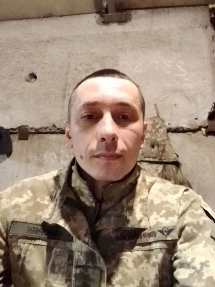  33509212  , 38 ,    