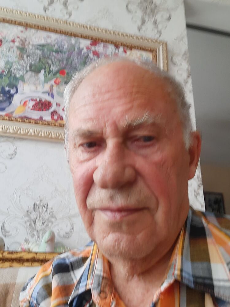  53142662  Pavel, 77 ,    -