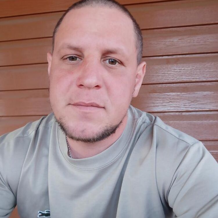  ,   Konstantin, 32 ,   ,   , c 