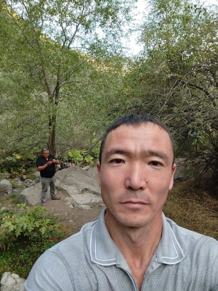  46420602  Husan, 38 ,    
