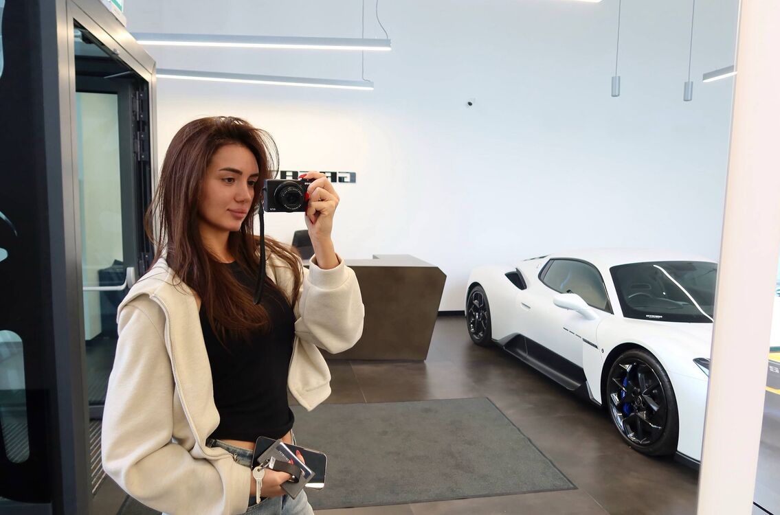  54303912  , 28 ,    Antwerp