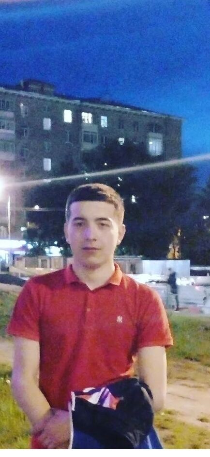  27023412  Ilhom, 21 ,    