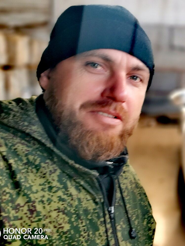  ,   Maxim, 40 ,   ,   