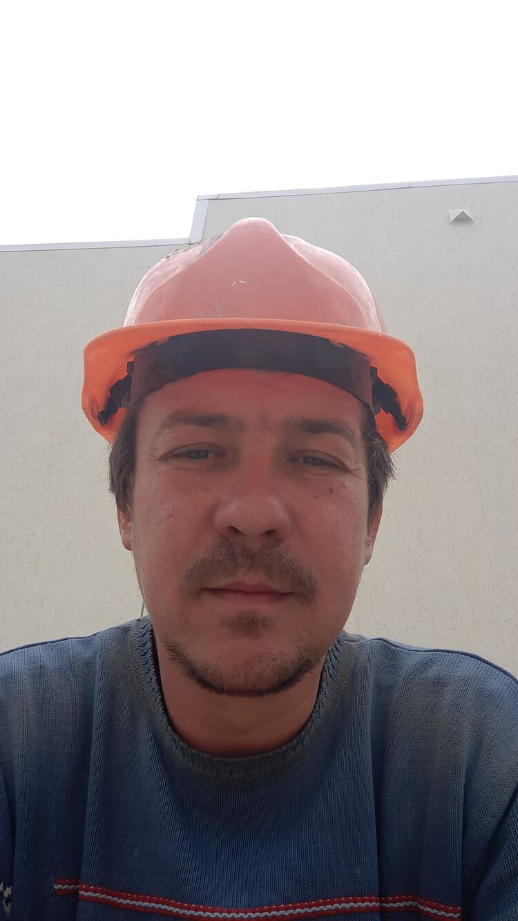  28404822  , 35 ,    