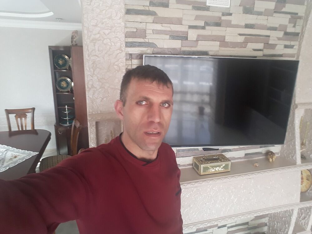  20106462  Vigen, 39 ,    