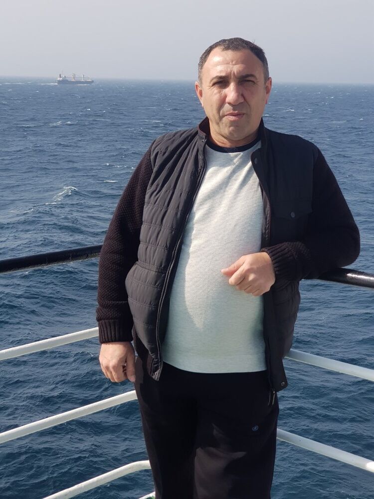  ,   Mamuka, 43 ,   ,   , c , 