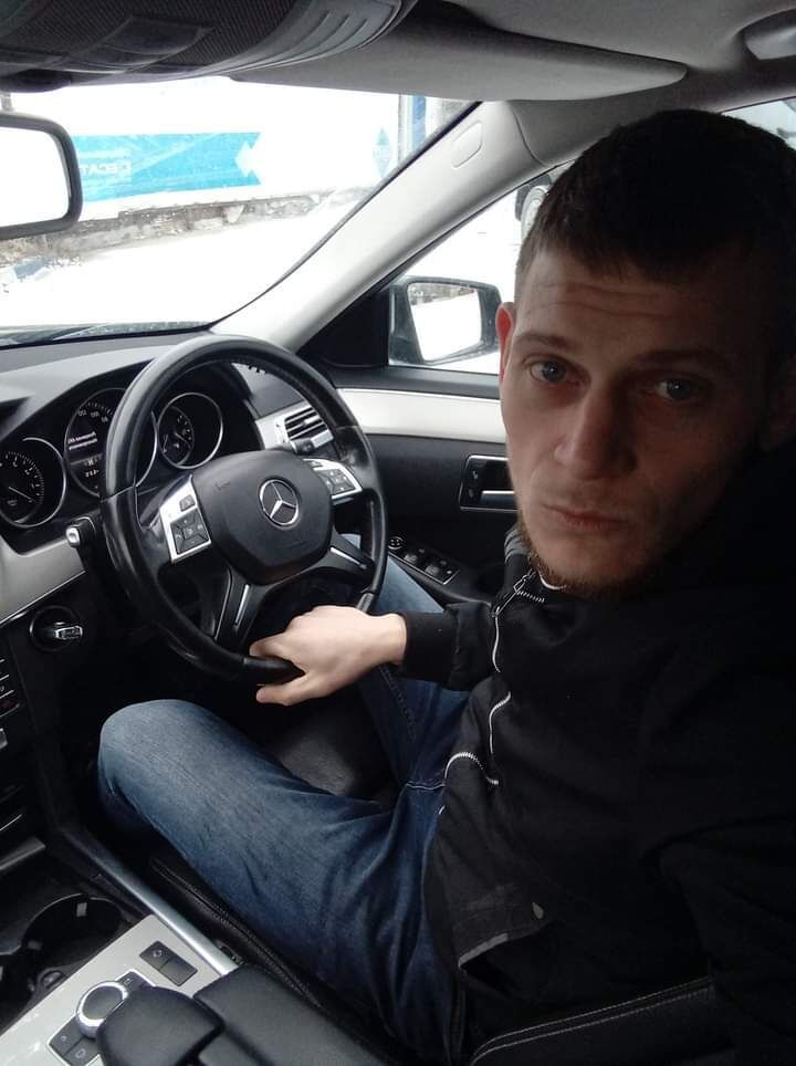  ,   Ionutz, 33 ,   ,   