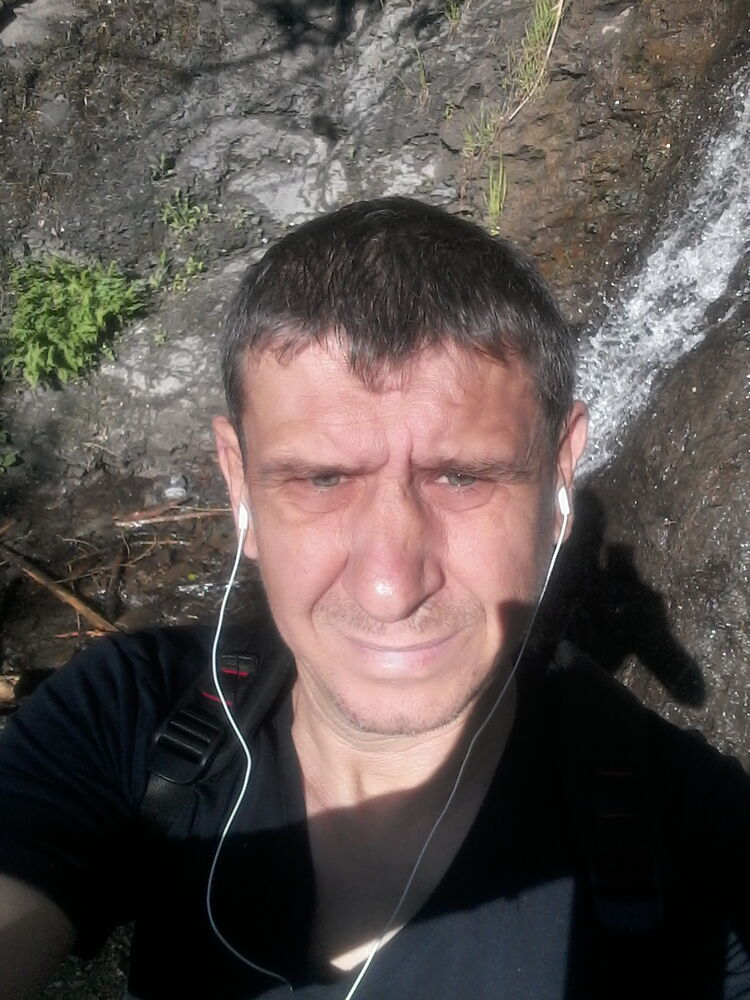  26801912  Aleks, 53 ,    