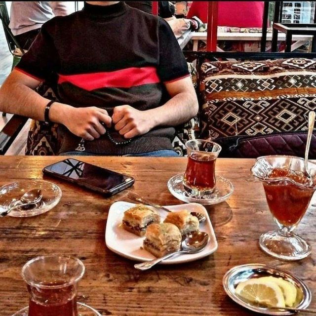  ,   Akmal, 29 ,   ,   