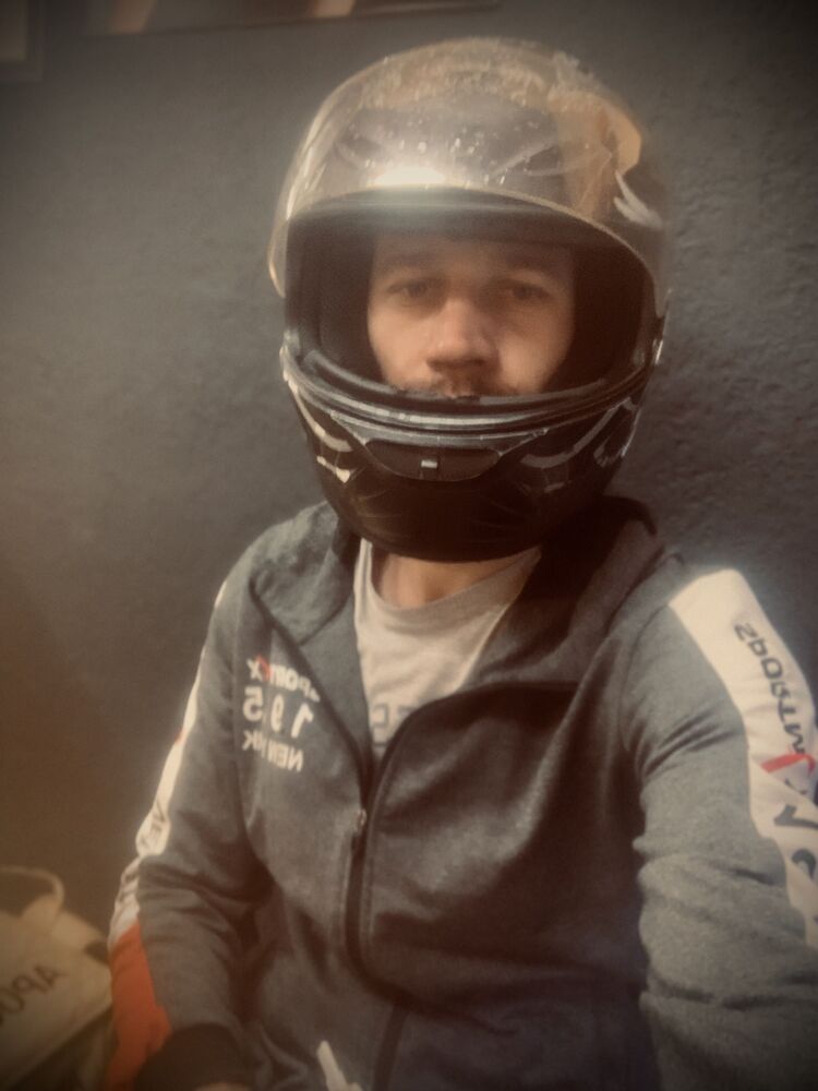  --,   , 33 ,   