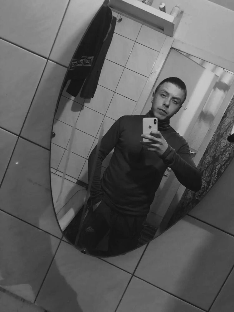  28372452  Kirill, 25 ,    