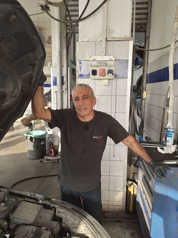 Tel Aviv-Yafo,   , 61 ,   ,   