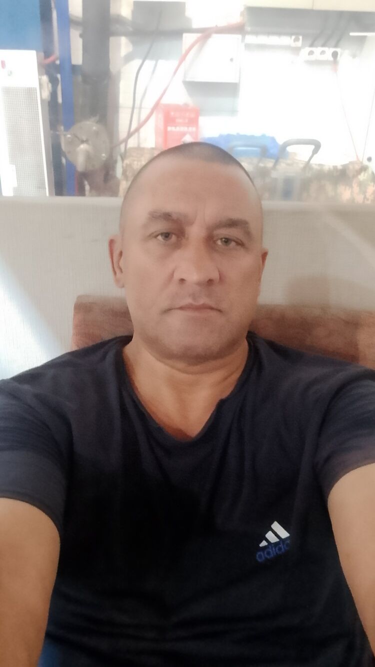  44046592  , 52 ,    
