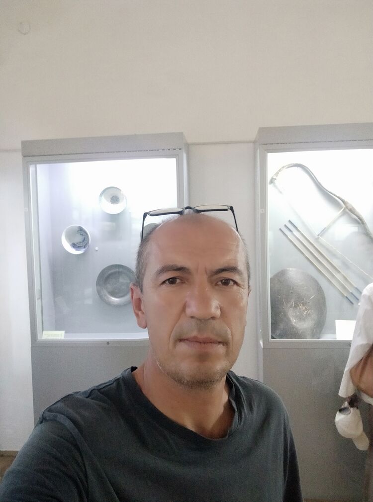  47774872  Shavkat, 49 ,    