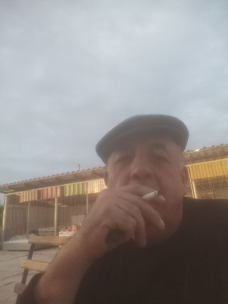  23945982  , 60 ,    