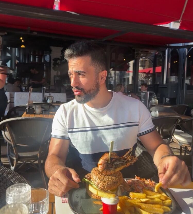  50135542  Ahmet, 25 ,    Charenton-Le-Pont