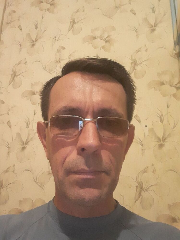  ,   Sergej, 53 ,   ,   