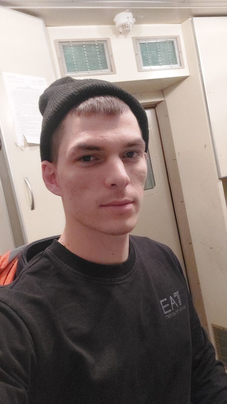  46547622  , 26 ,    