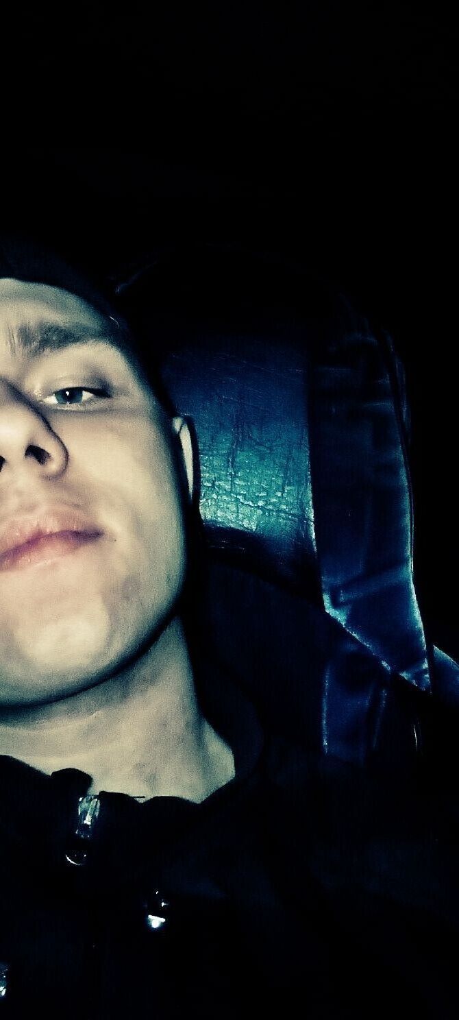  38304752  , 21 ,    
