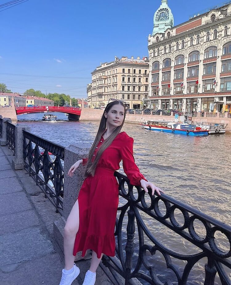  54481242  , 35 ,    -