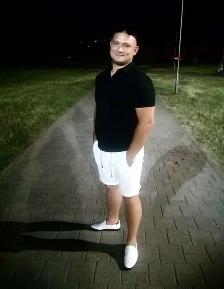  47410222  Oleg, 30 ,    