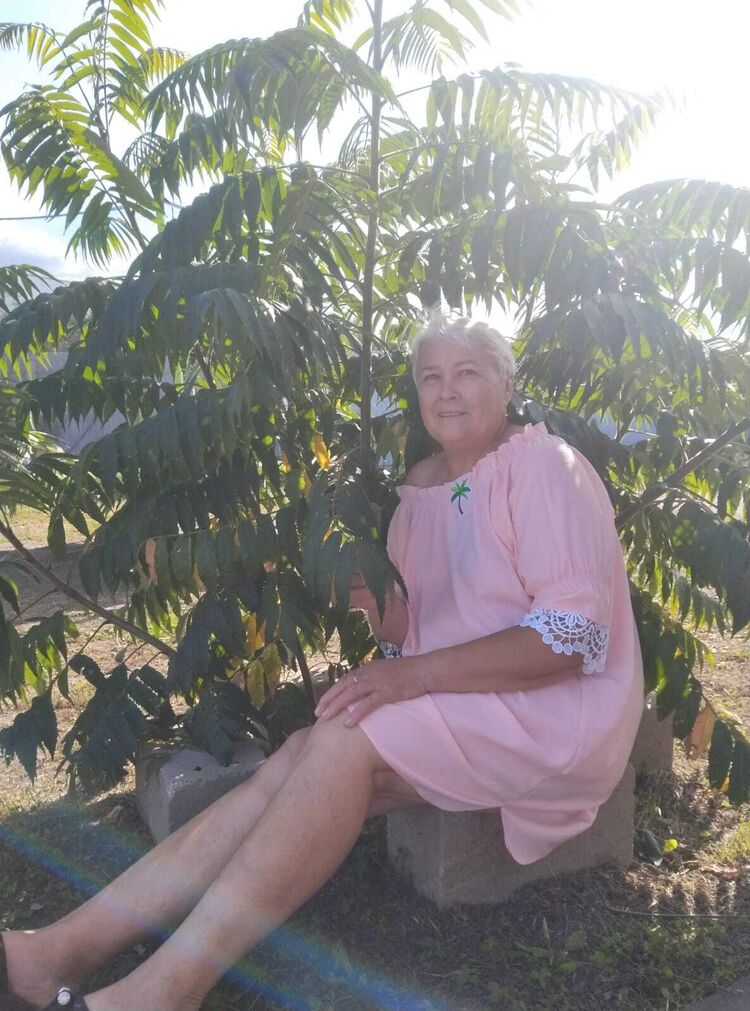  44123472  Tatyana, 64 ,    