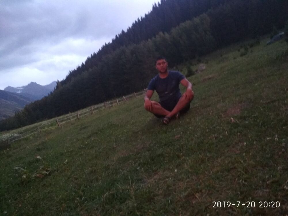  16851382  Sanjar, 32 ,    