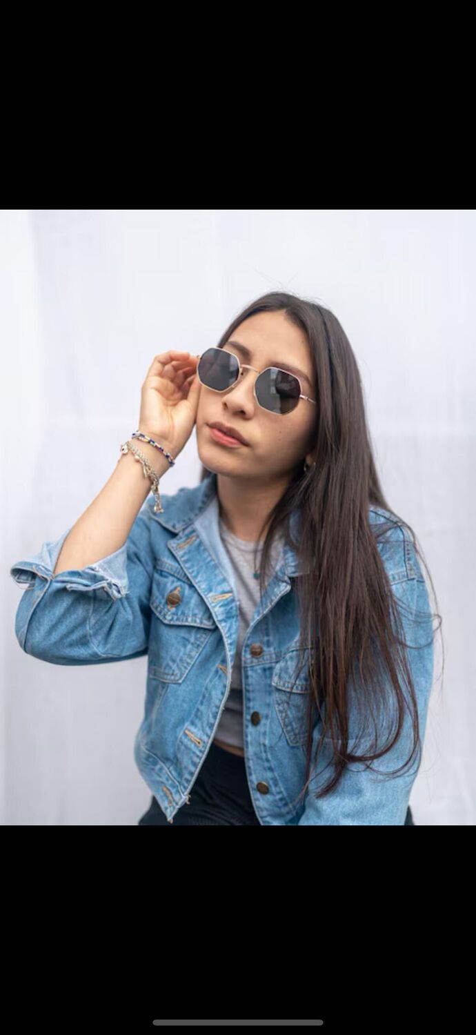  52163872  Nice, 38 ,    