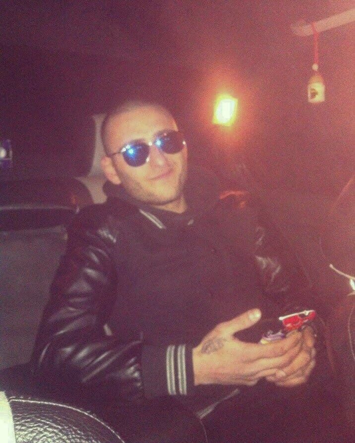  47013672  Erik, 31 ,    