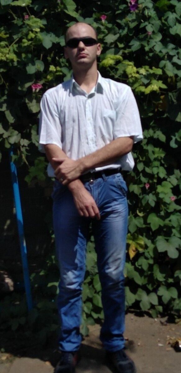  ,   Vladislav, 32 ,   ,   , c 