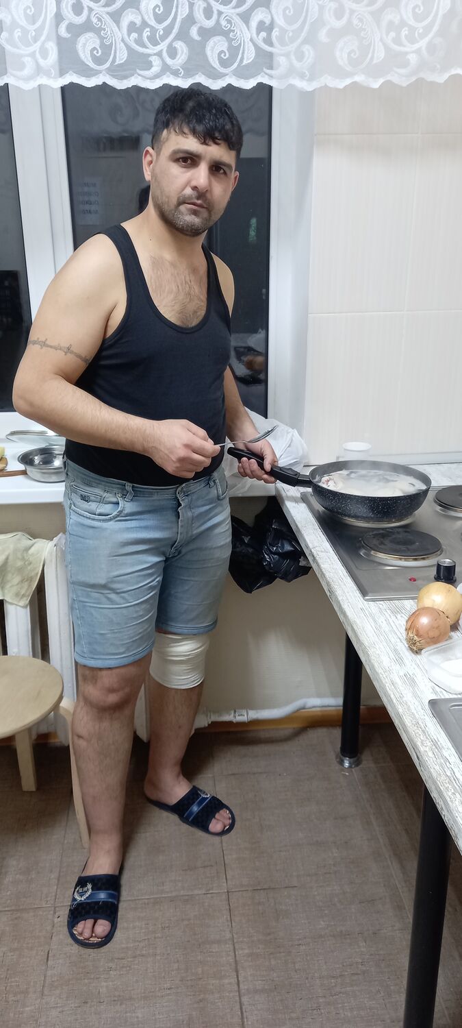  ,   Elvin, 34 ,   ,   