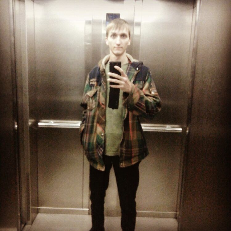 ���� 8819712 ������� ������, 32 ����, ���� ���������� � ���������