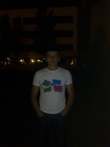  13900042  Voovaa, 38 ,    