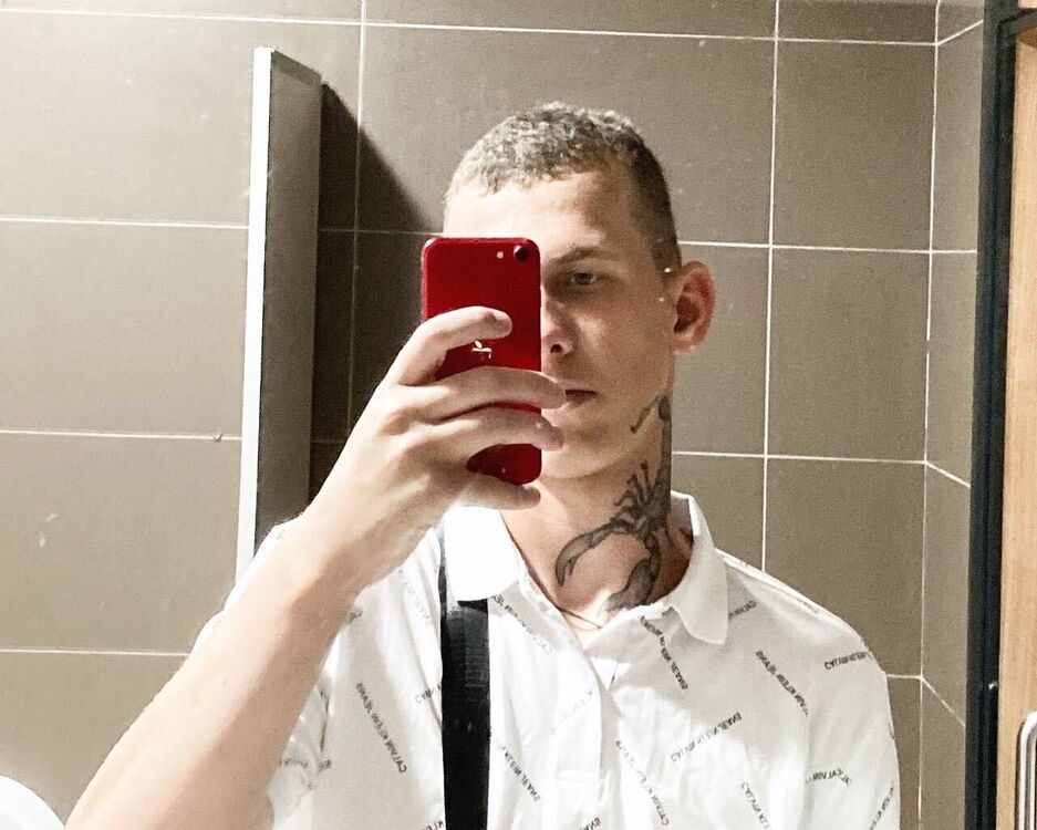  35789922  Daniil, 23 ,    